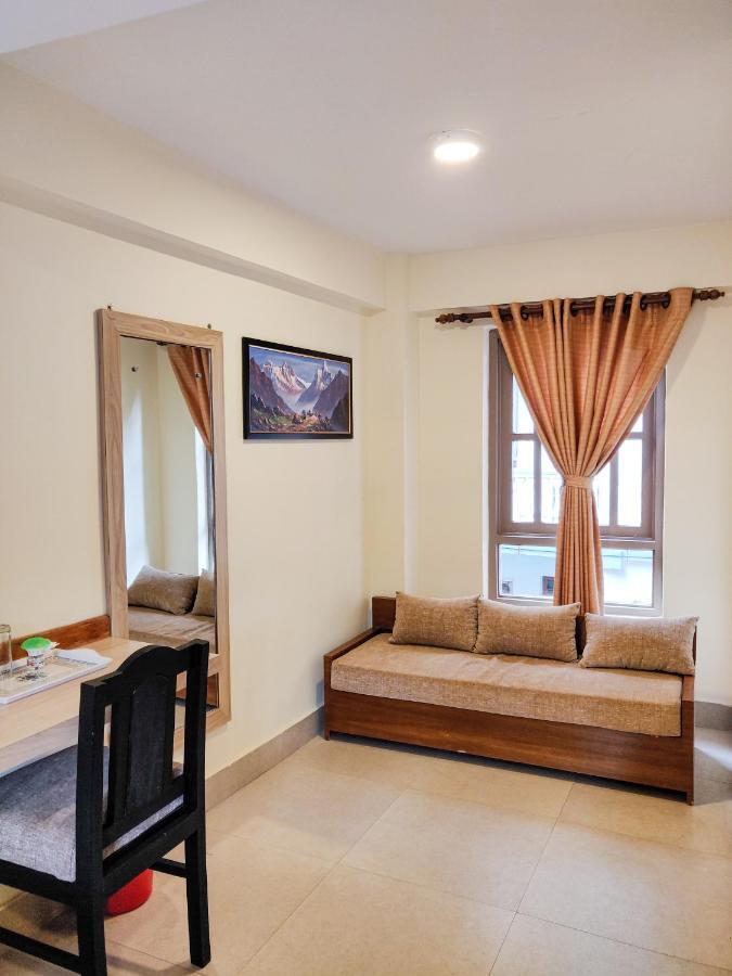 Hotel Central Bhatgoan Esterno foto
